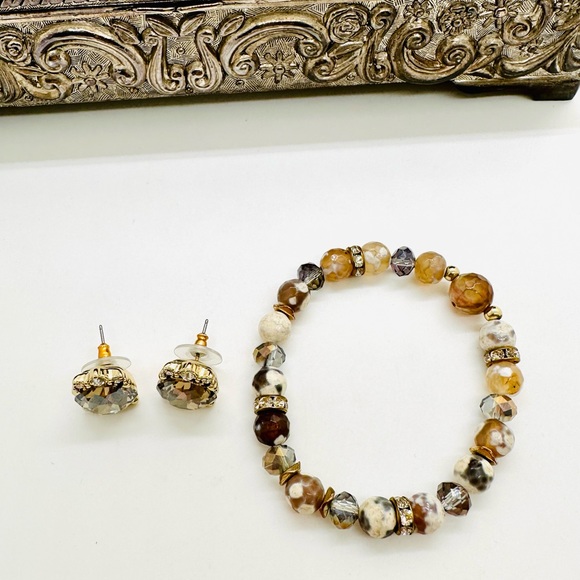 🔥 Gorgeous Smoky Crystal Earrings & Agate Bracelet - Picture 16 of 16